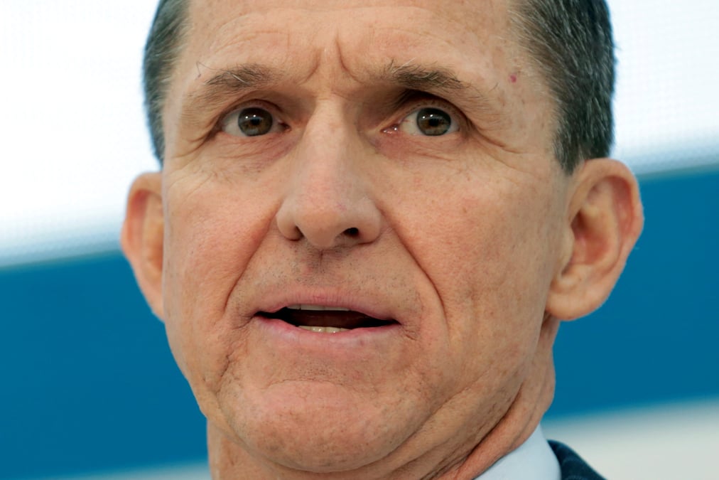 Le pentagone ouvre une enquete sur flynn