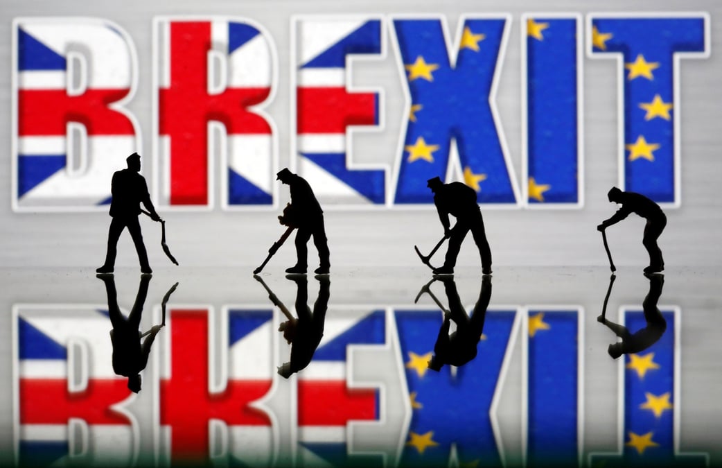 Bruxelles et londres bouclent les derniers details d'un accord post-brexit