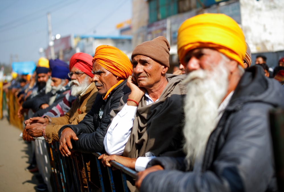 Un an apres l'arrivee du coronavirus, les cas baissent en inde