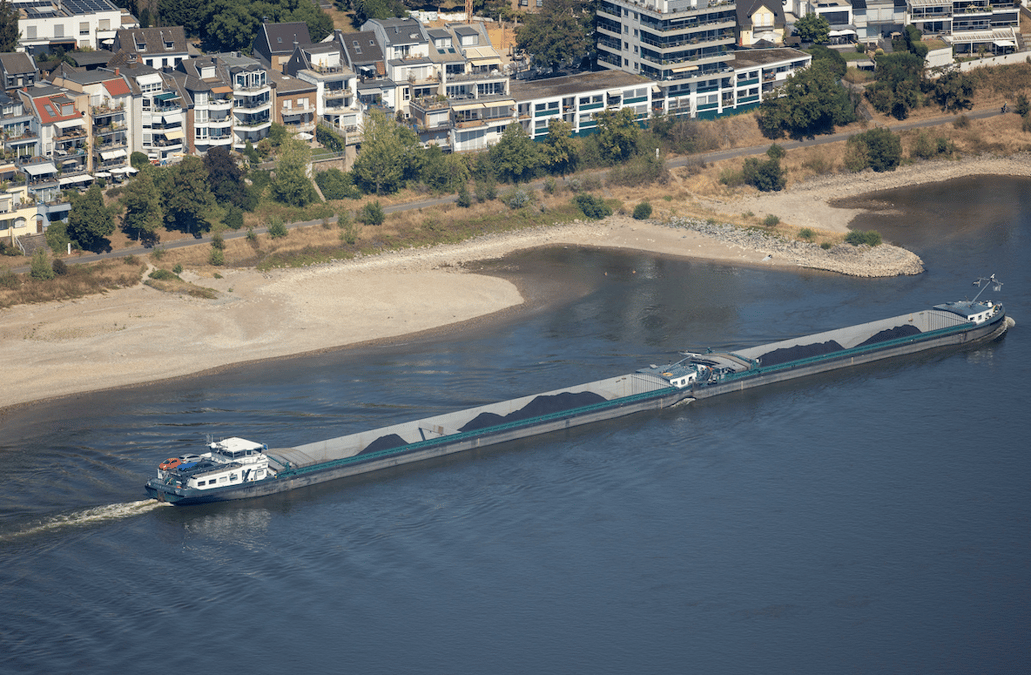 Rhin, fret, transport, navigation, fluviale, marchandies, sécheresse, canicule, niveau d'eau