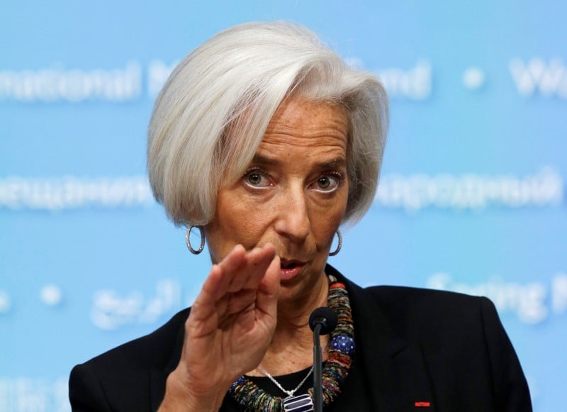 L'économie mondiale devrait accélérer en 2015, dit le FMI