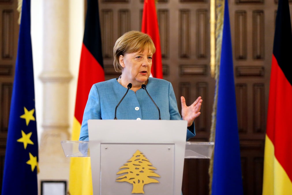 La syrie pas assez sure pour le retour des refugies, dit merkel a beyrouth