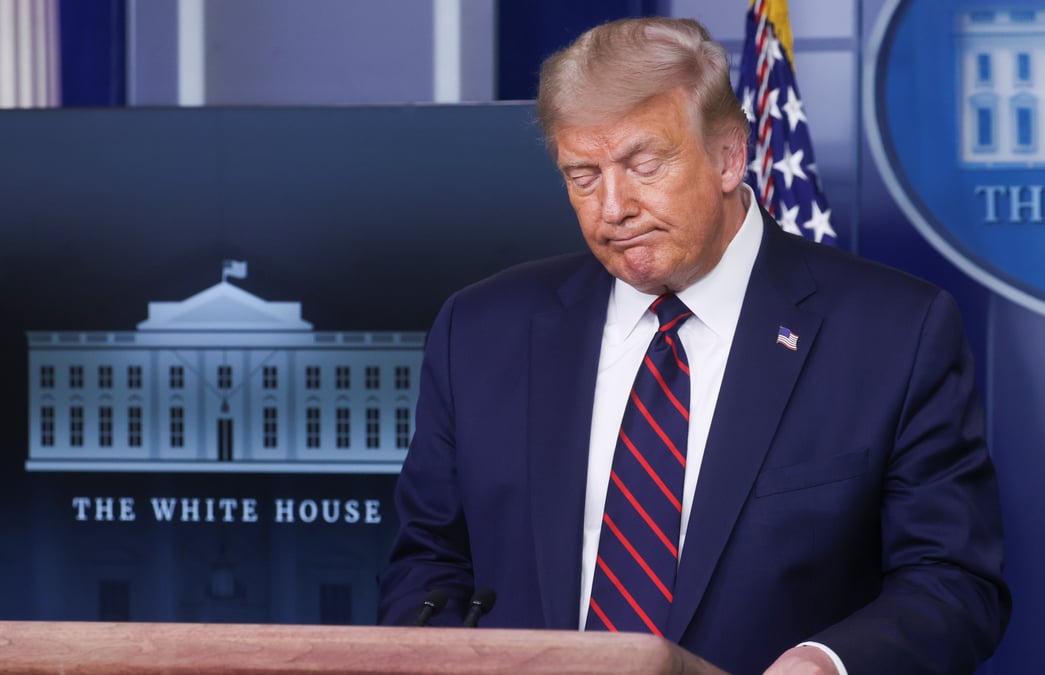 Usa: trump seme la confusion en appelant au vote par courrier en floride