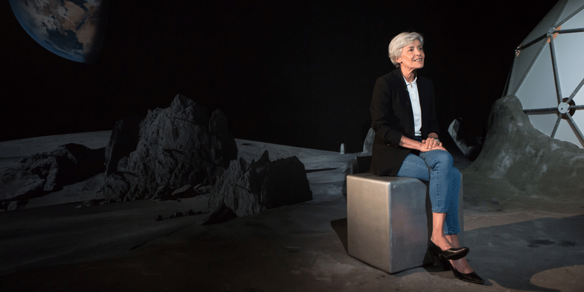 Claudie Haigneré à la Cité de l'espace à Toulouse.