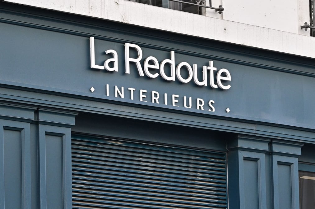 « Le comité exécutif assurera l'intérim à compter de son départ, sous la supervision de Philippe Houzé, président de La Redoute », indique l'entreprise.