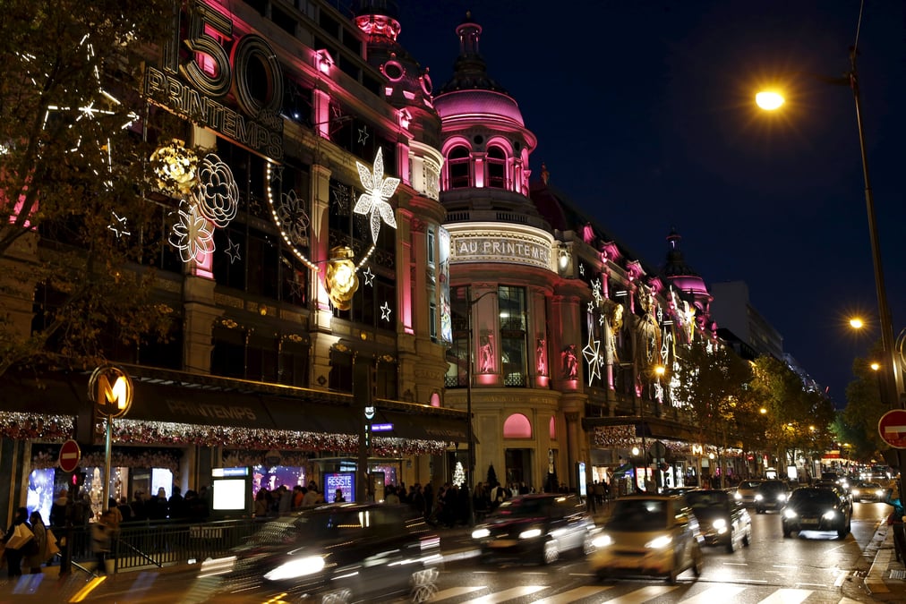 Difficile retour a la normale du commerce a l'approche de noel