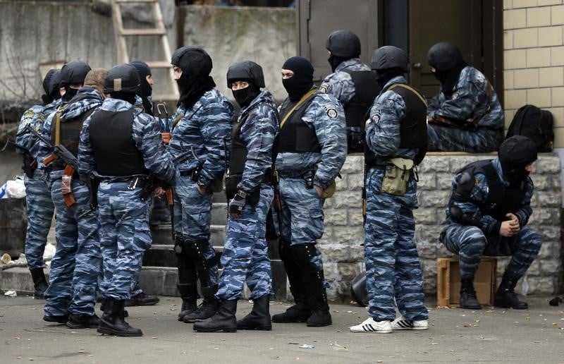 Douze membres de l'ex-Berkout arrêtés en Ukraine