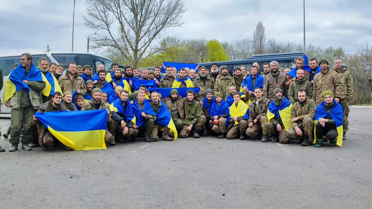 Des prisonniers de guerre ukrainiens