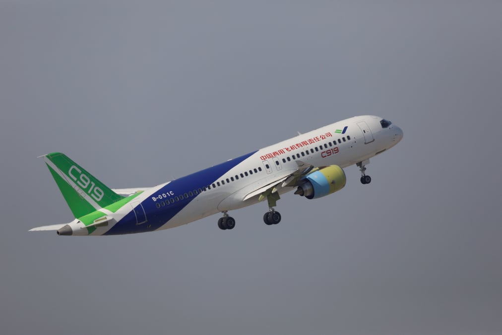 Vol d'essai d'un 2e prototype de l'avion de ligne chinois c919