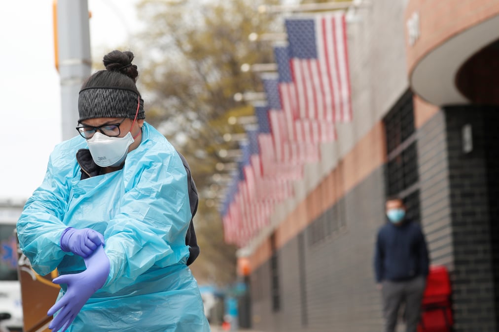 Coronavirus: plus de 41.000 morts aux etats-unis, selon le decompte de reuters
