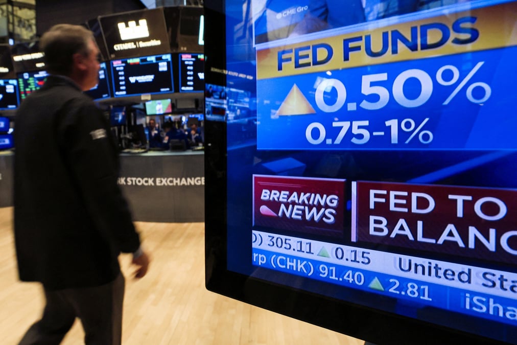 Etats-unis: la fed releve les taux d'un demi-point et va commencer a reduire son bilan