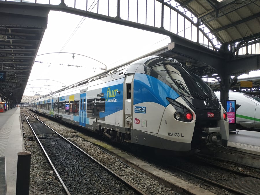 Le ministre des Transports a annoncé la mise en vente de 200.000 billets de train Intercités à prix réduit.