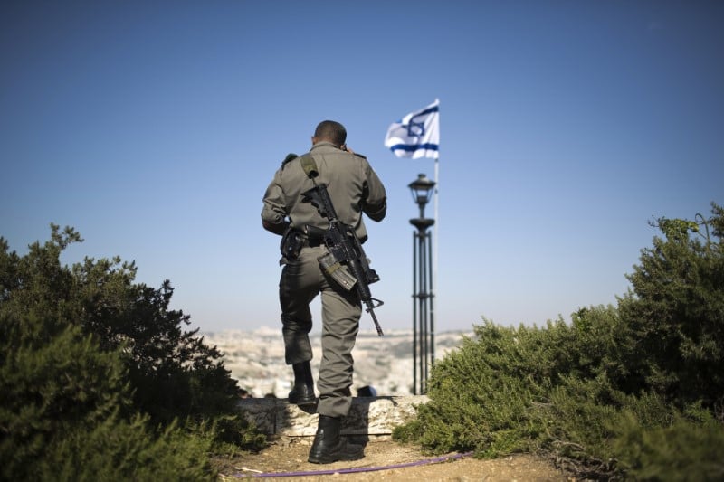 Un francais arrete en israel pour contrebande d'armes