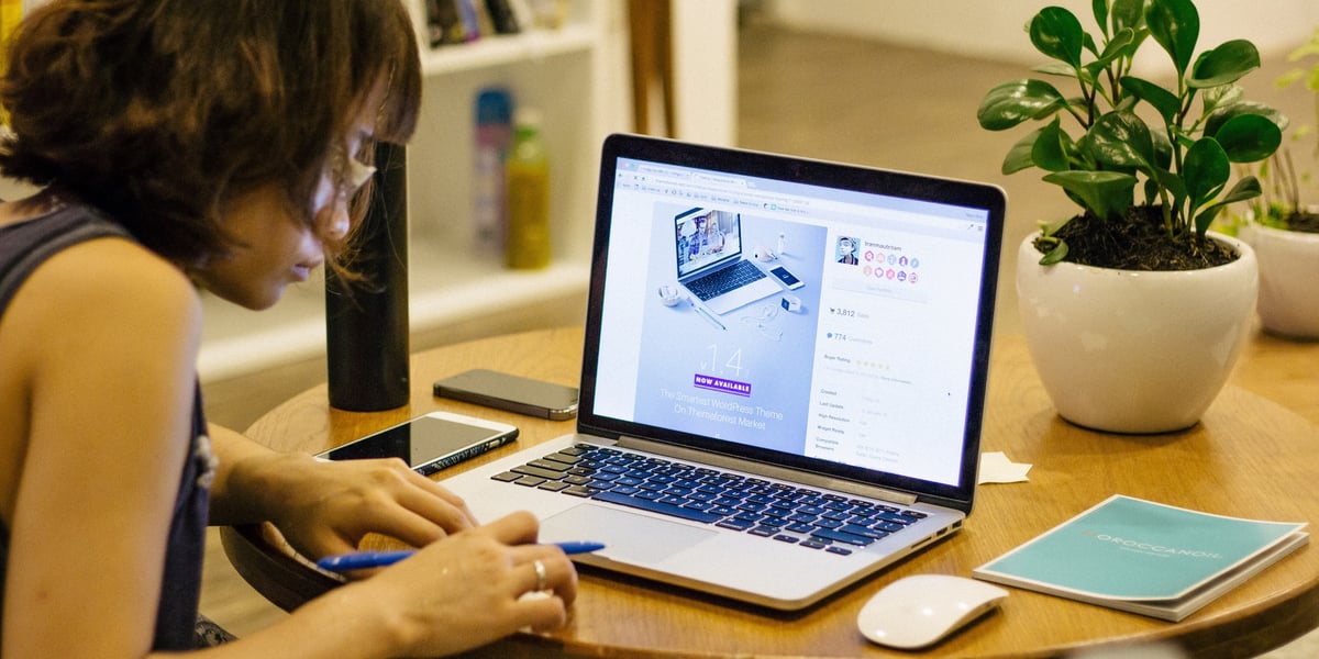 Le régulateur rappelle qu’il vaut mieux placer sa box dans une pièce centrale du logement pour qu’aucun endroit ne soit dépourvu de Wi-Fi.