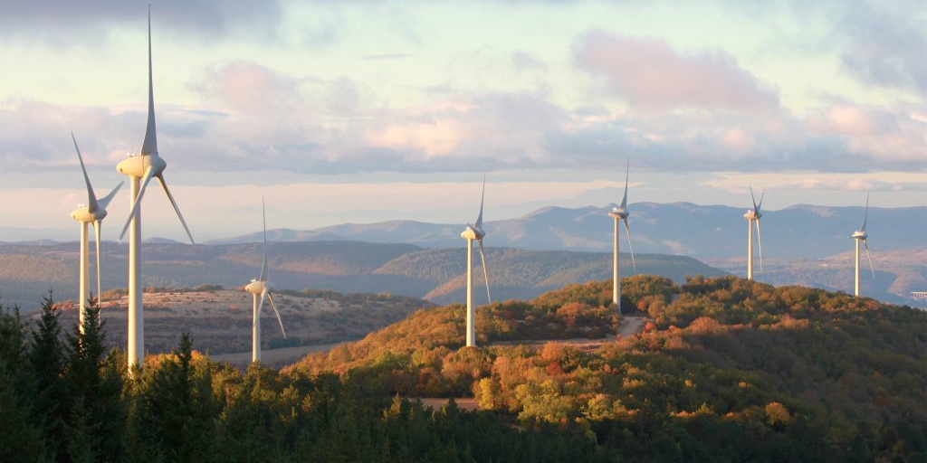 La start-up Renvo développe une solution qui permettra de mieux valoriser les éoliennes en leur donnant une seconde vie.