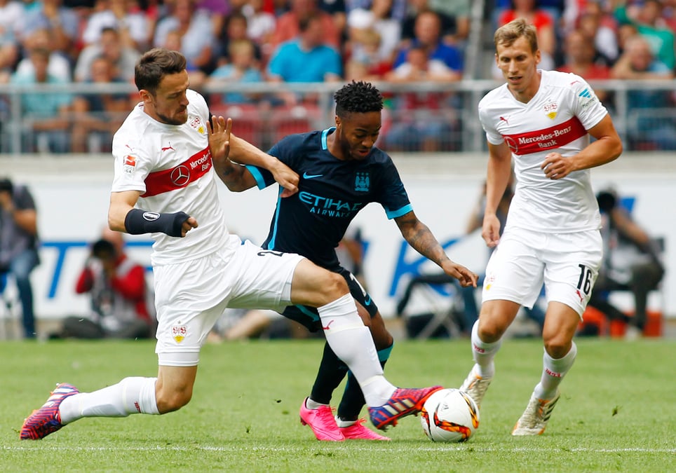 Manchester city puni par stuttgart
