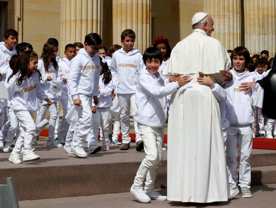 Le pape francois plaide pour la reconciliation en colombie