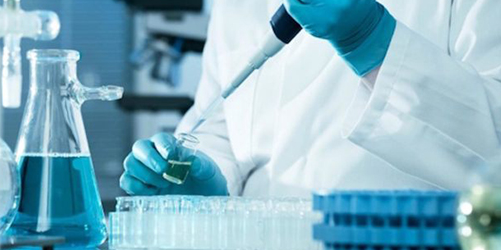 Recherche médicale en laboratoire