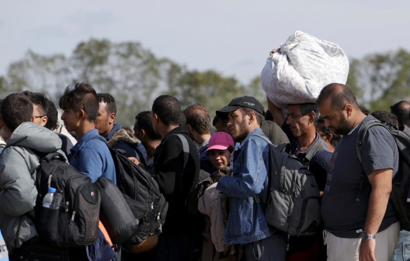 Martin schulz anticipe un accord de l'ue sur la repartition des refugies