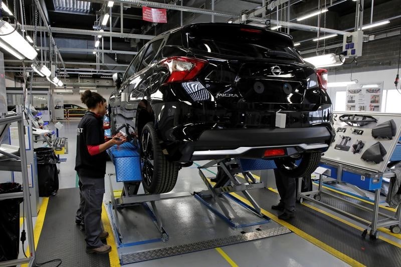 France: vers une production de vehicules au plus haut de six ans