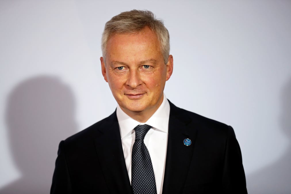 Il faut accelerer le travail sur la taxe numerique, plaide le maire