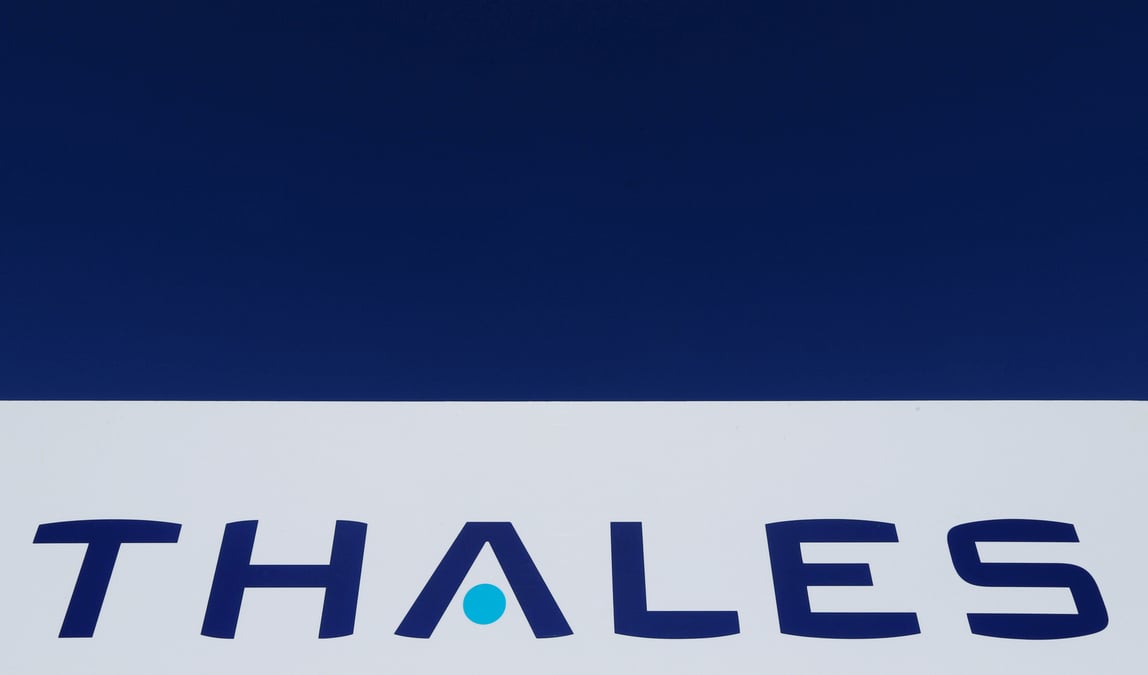 Thales sur le point de lancer la vente de sa signalisation ferroviaire, selon des sources