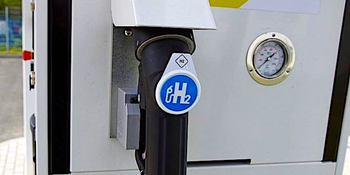La France mise sur l’hydrogène vert pour décarboner son industrie lourde et une partie des transports.