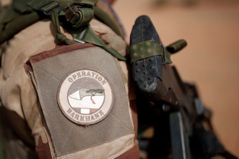 L'armee francaise intervient au tchad pour eviter sa "destabilisation"