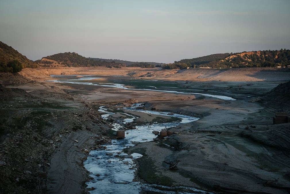 Dans les Pyrénées-Orientales, les barrages notamment restent sous surveillance pointue après une année 2023 (photo) très sèche.