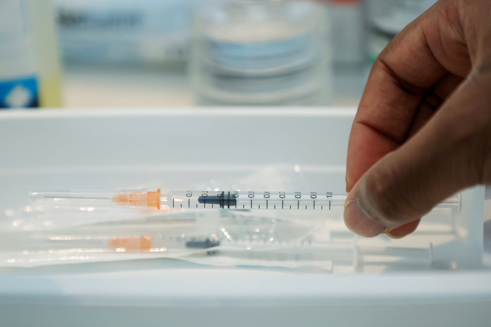 Coronavirus: pfizer-biontech disent que leur vaccin peut se conserver a des temperatures moins froides