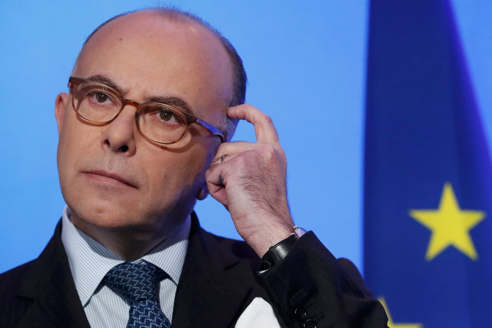 Soutien cazeneuve implicite a valls