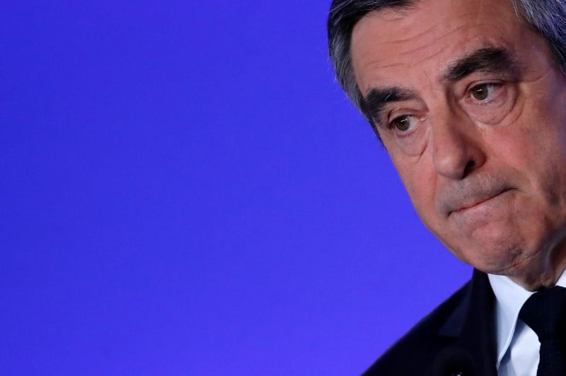 Fillon a porte plainte contre le canard enchaine