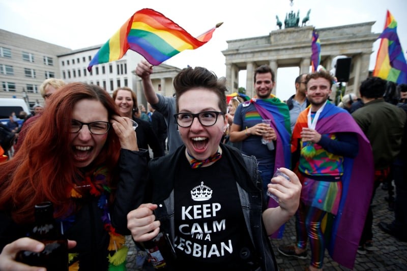 La droite allemande envisage des recours contre le mariage gay