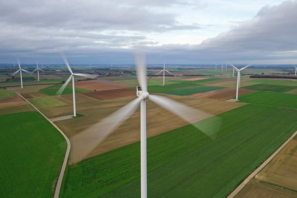 L'ue envisage de porter a 45% la part des energies renouvelables d'ici 2030