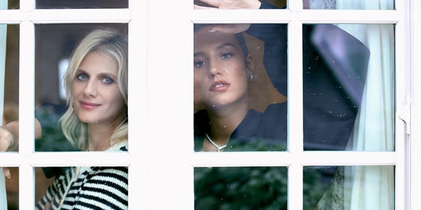 Mélanie Laurent et Adèle Exarchopoulos à l’hôtel Bristol à Paris, lundi.