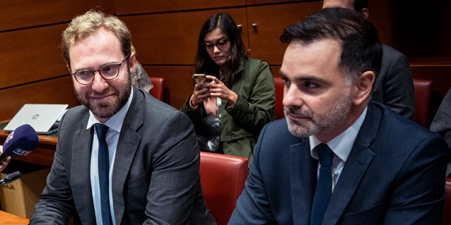 Le ministre de l'Economie Antoine Armand (à gauche) et Laurent Saint-Martin, ministre du Budget, à droite, se sont montré favorables à la suppression d'un deuxième jour férié.