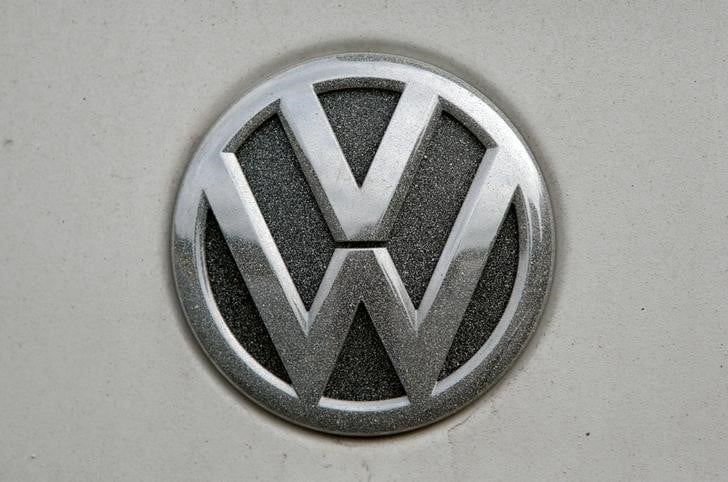 Volkswagen: operation de greenpeace dans l'estuaire de la tamise