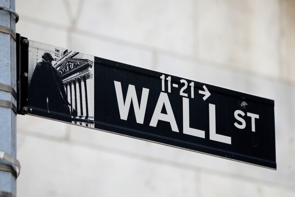 Wall street ouvre en ordre disperse