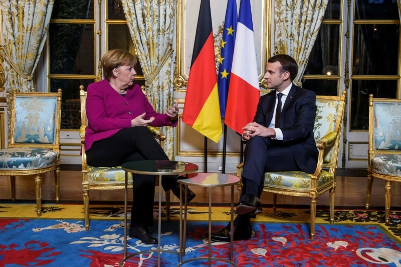 Berlin et paris veulent accelerer sur la convergence fiscale, annonce merkel