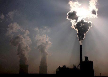 Pres de 3.000 centrales au charbon doivent fermer pour contrer le changement climatique, selon une etude