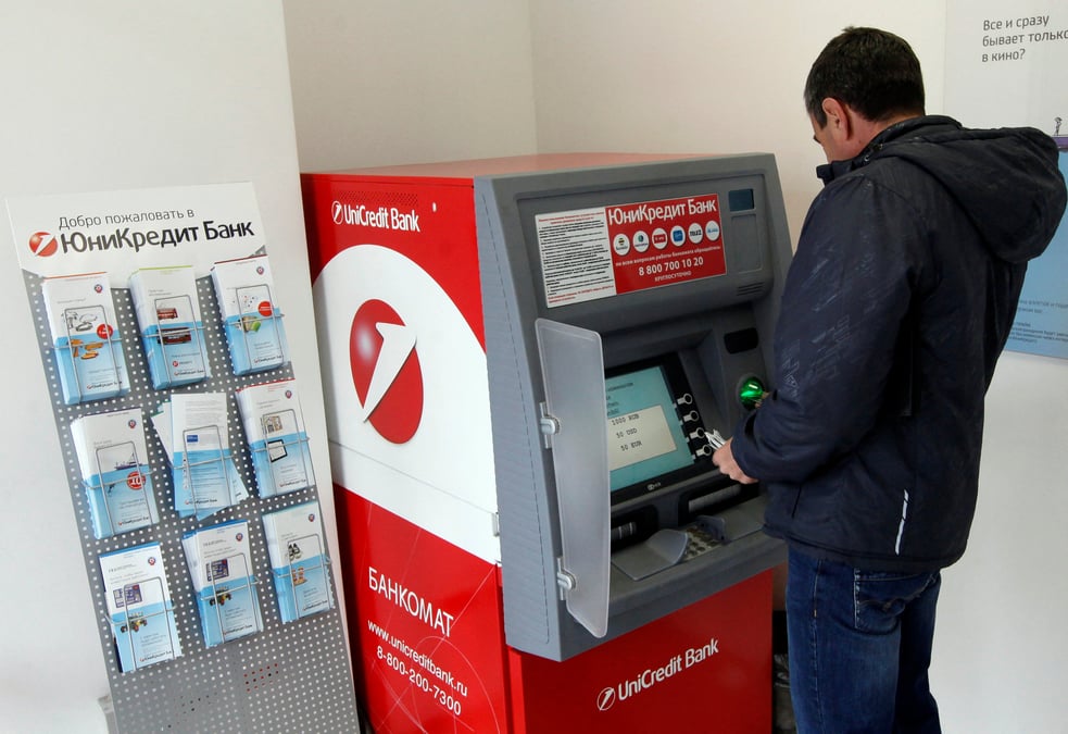Unicredit envisage de quitter la russie