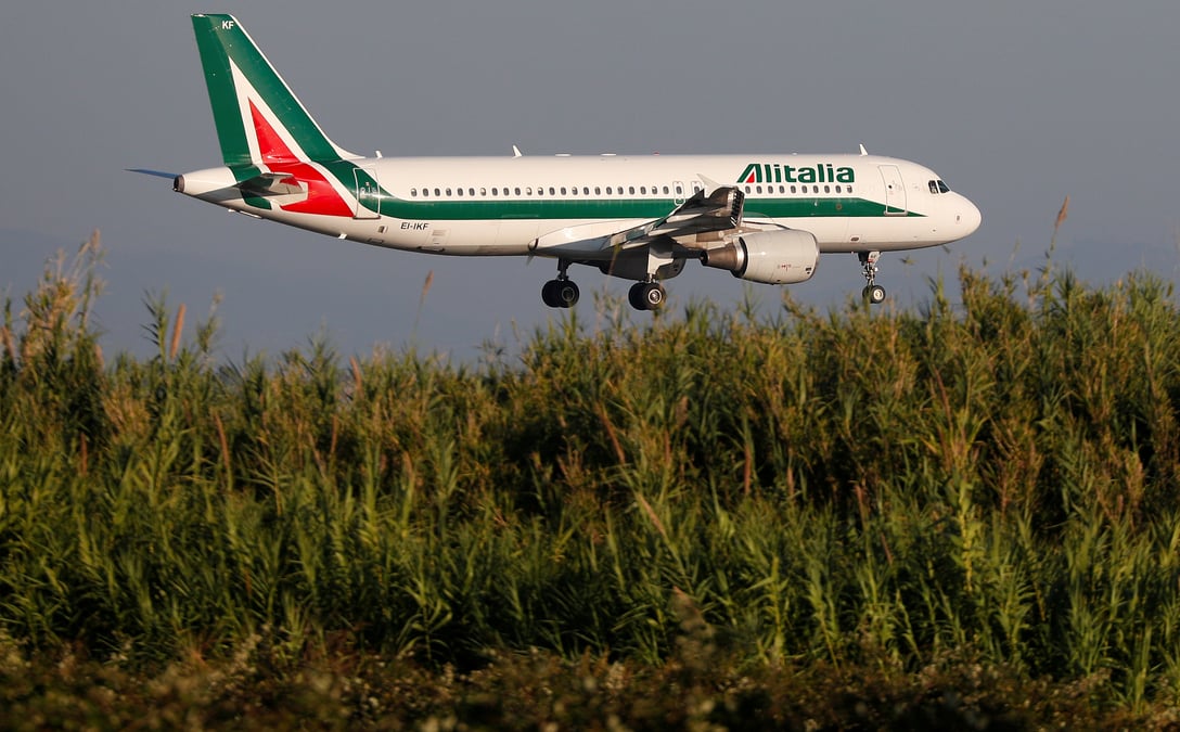 Les candidats a la reprise d'alitalia ne se bousculent pas