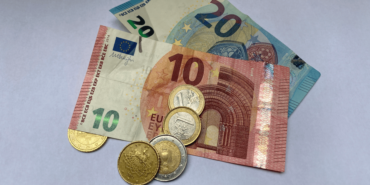 35 euros