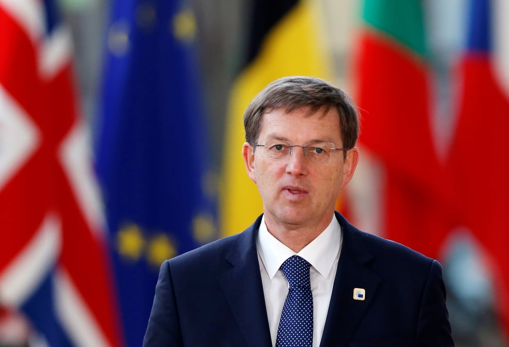 Demission du premier ministre slovene peu avant les elections