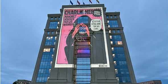 Les caricatures de Charlie Hebdo projetées sur l'Hotel de région de Montpellier, le 21 octobre 2020