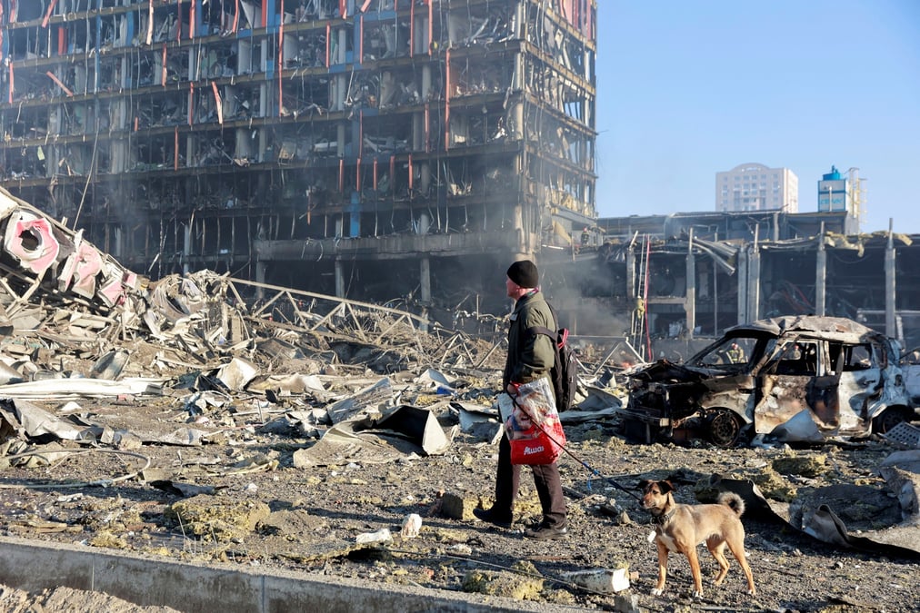 Ukraine: accord pour 8 couloirs humanitaires, mais pas a marioupol