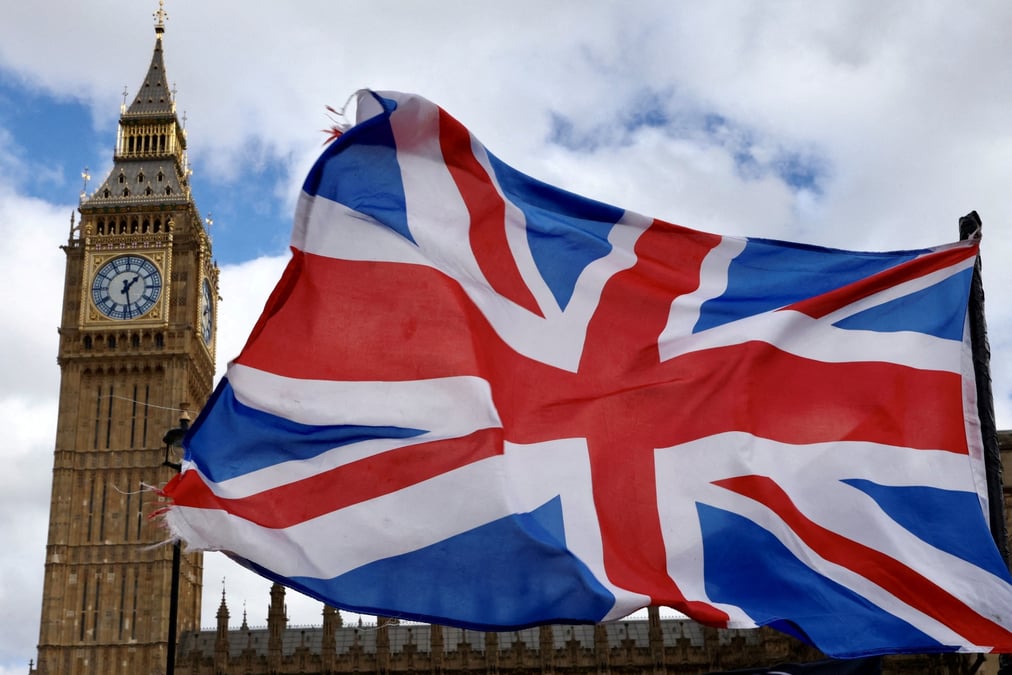 Selon la police de Londres, 11 personnes au total - 10 hommes et une femme - avaient été placées en garde à vue dans cette enquête.