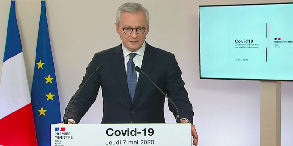 Les centres commerciaux de plus de 40.000 mètres carrés pourront rouvrir, en accord avec les préfets, "sauf en Ile-de-France, où les risques sanitaires nous amènent à reporter leur ouverture", précise Bruno Le Maire.