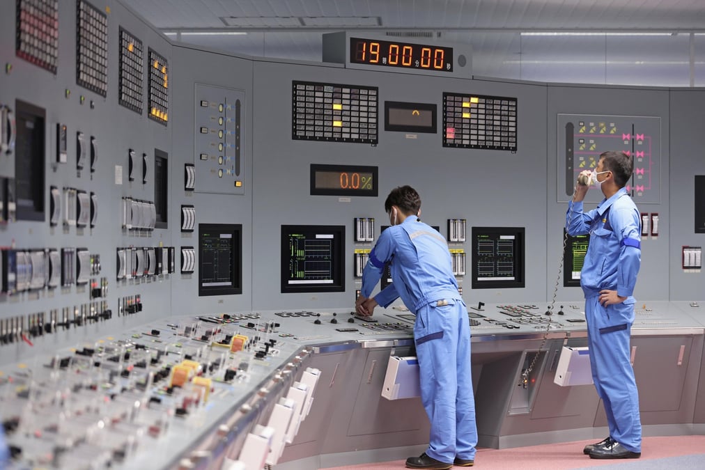 Les techniciens de la centrale d'Onagawa au Japon doivent relancer ce mardi le deuxième réacteur nucléaire du site.