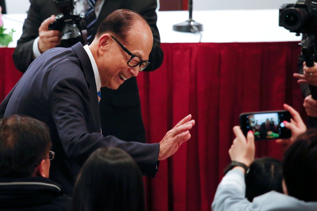 Un magnat de hong kong appelle a la paix, nouvelles manifestations attendues